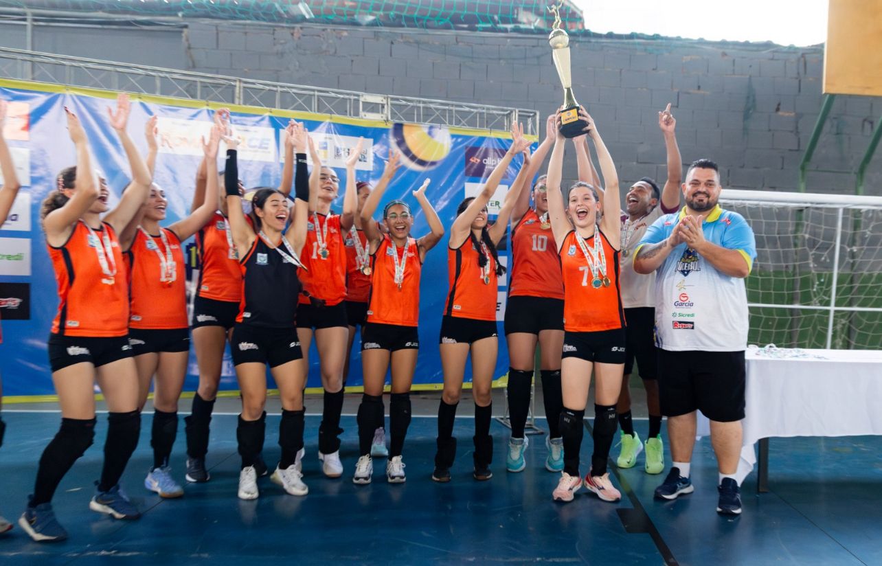 ROMA CONQUISTA 1° COPA PARAISO DE VOLEIBOL
