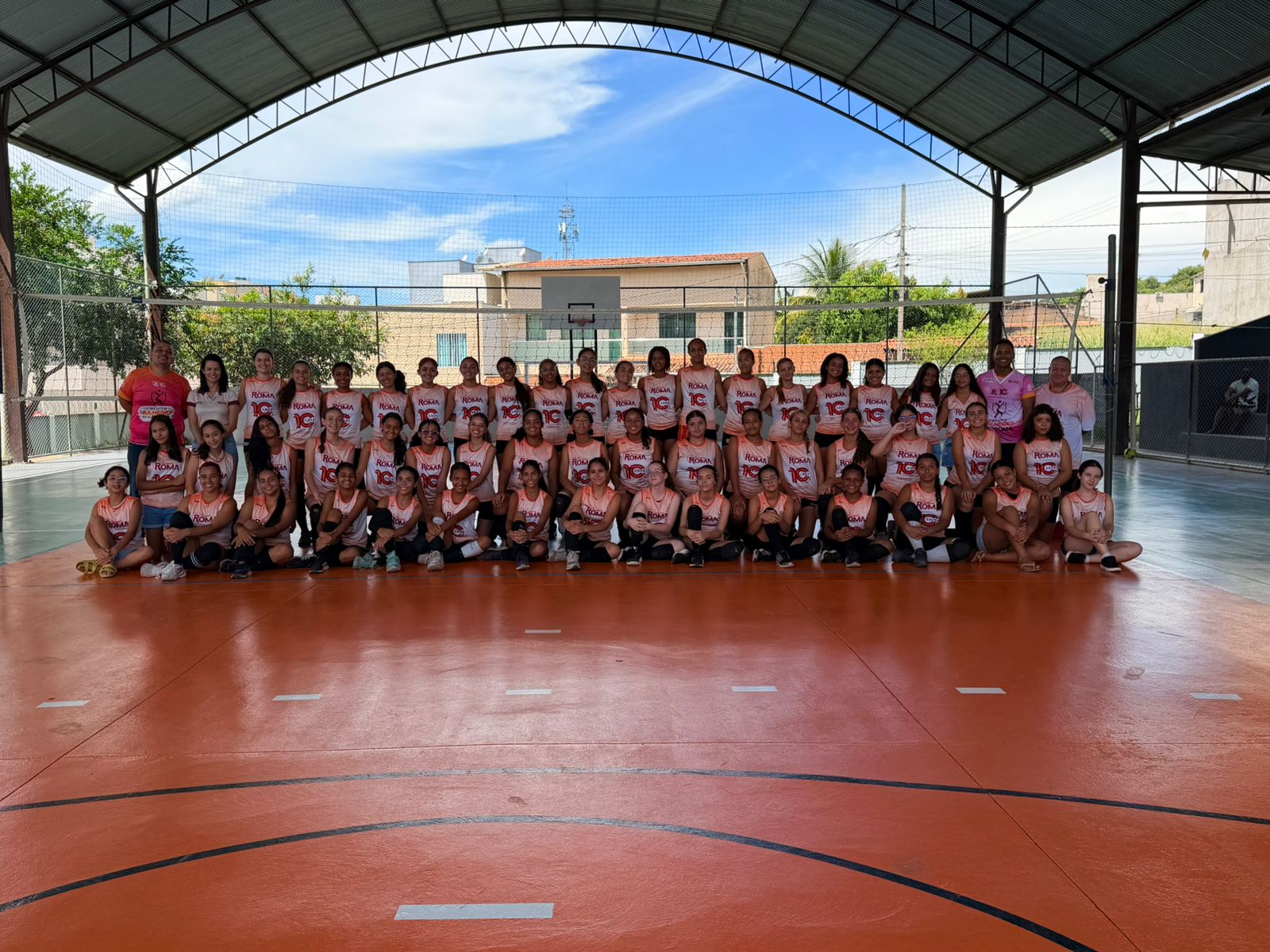 DE FARDA NOVA NOS 10 ANOS DO ROMA