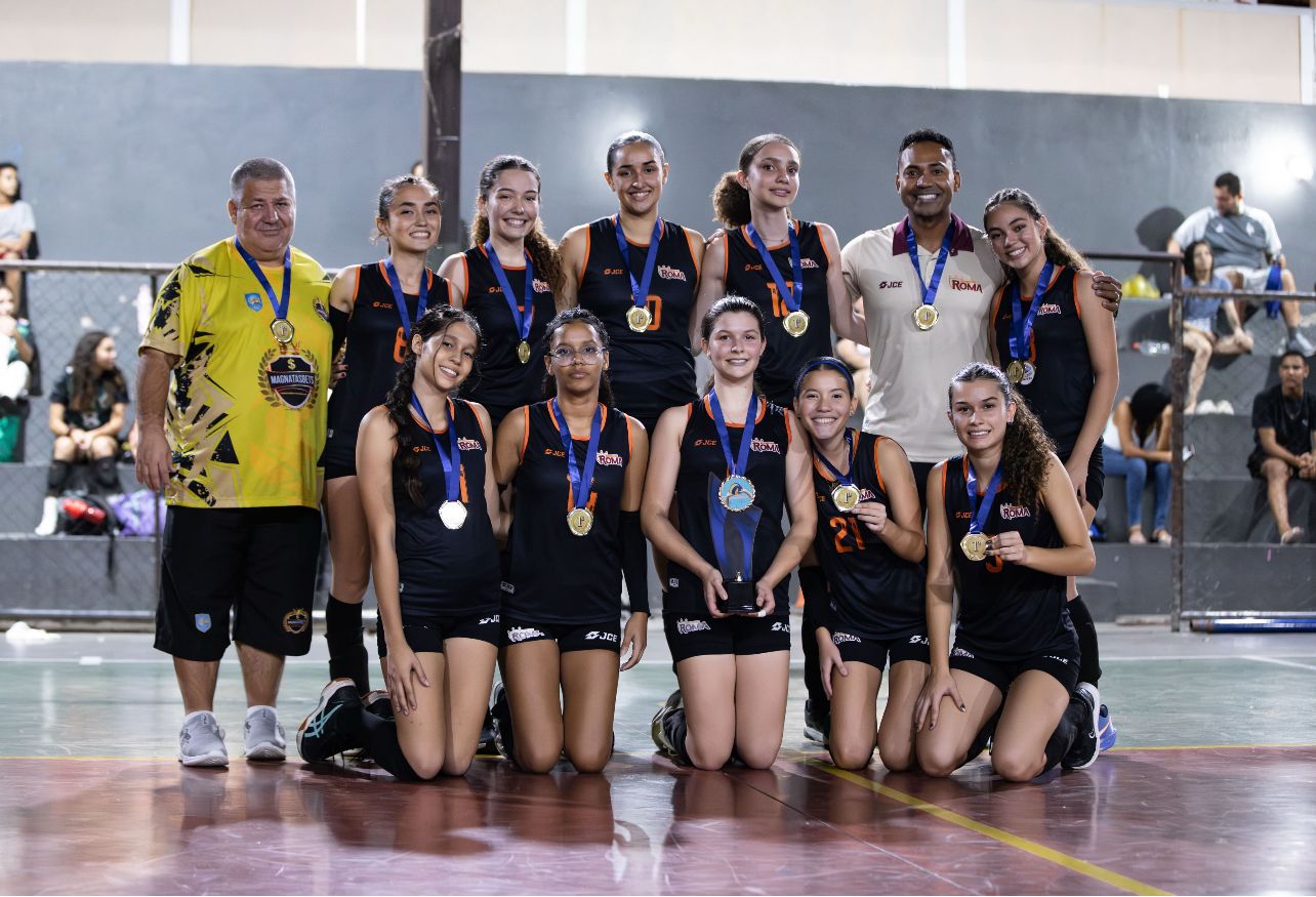 INSTITUTO ROMA CONQUISTA TÍTULO DE CAMPEÃO INVICTO NO FESTIVAL REGIONAL DE VOLEIBOL