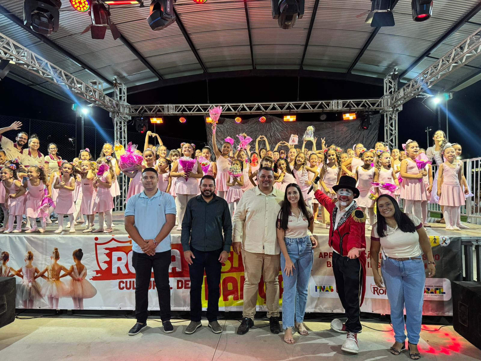 BALLET EM HOMENAGEM ÀS MÃES EMOCIONA PÚBLICO NO ROMA FESTIVAL CULTURAL DE DANÇA